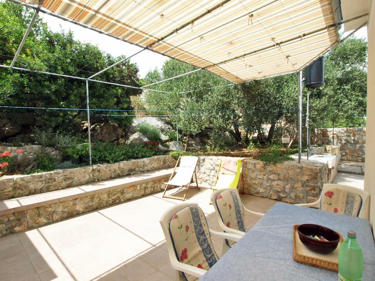 Holiday Home Mirta By Interhome มาลีลิช ภายนอก รูปภาพ